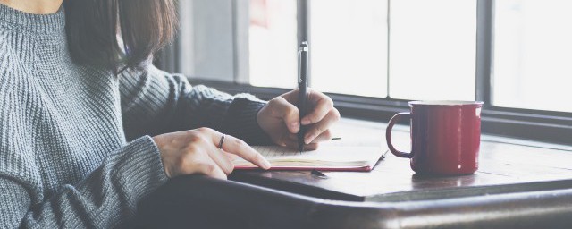 仏怎么读音 仏念啥呢 仏怎么读音 仏念啥呢