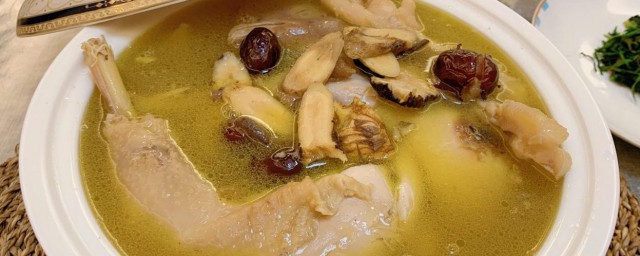 党参黄芪鸡汤的家常做法 党参黄芪鸡汤怎么做