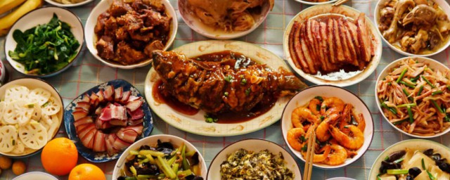 年夜饭十道菜寓意 年夜饭十道菜寓意介绍
