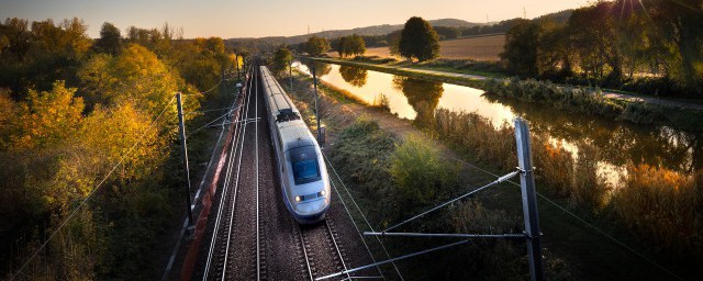 双轨高铁桥多宽 双轨高铁桥宽度介绍