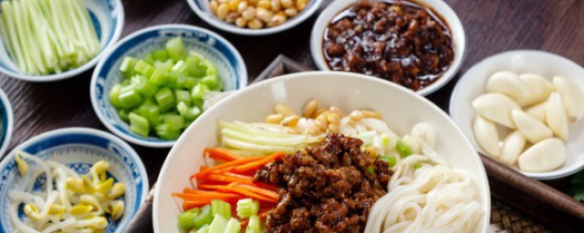 怎么做炸酱好吃 怎样做炸酱好吃