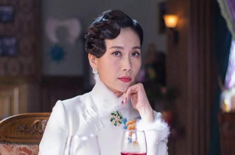 觉醒中杜丽的真实身份是什么