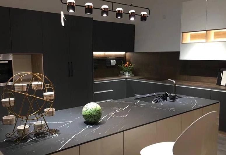 巖板和人造石有哪些区别 岩板