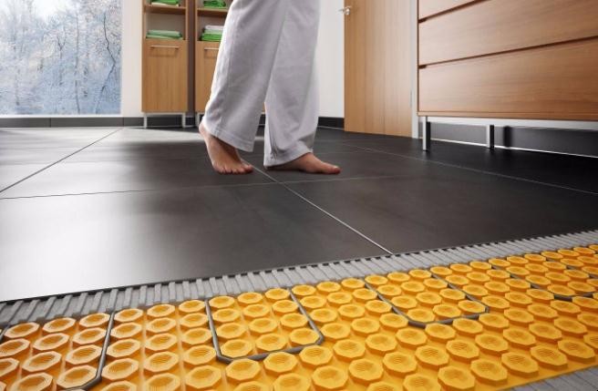 地暖进回水温差标準是多少