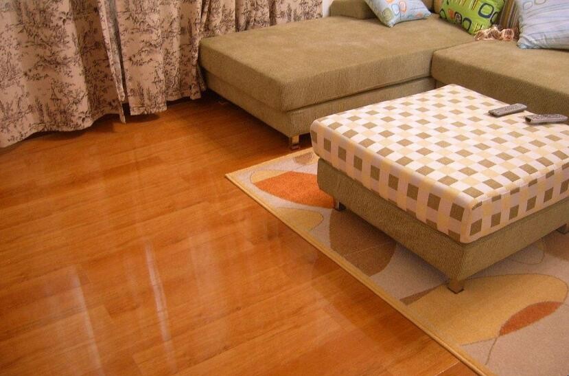 强化地板泡水怎么补救