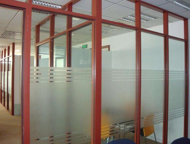 双层玻璃隔断如何保养 双层玻璃隔断