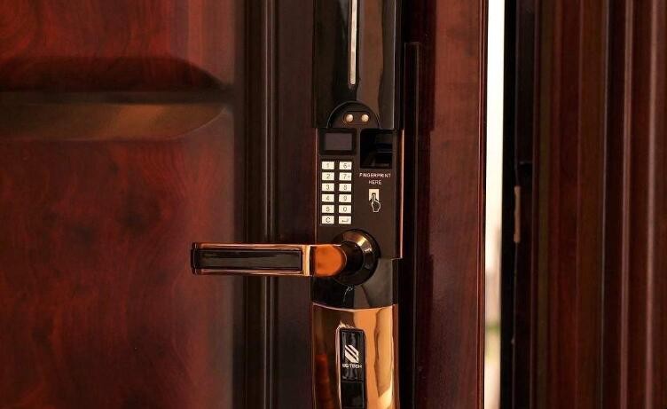 防盗门锁具怎么养护