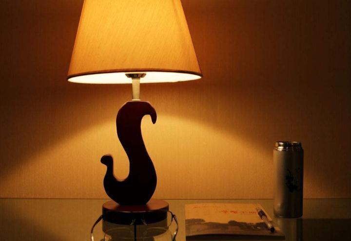 电脑台灯怎么选购 电脑台灯