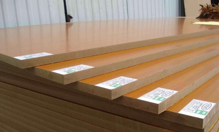 中密度纤维板和高密度纤维板有什么区别 中密度纤维板和高密度纤维板有什么区别