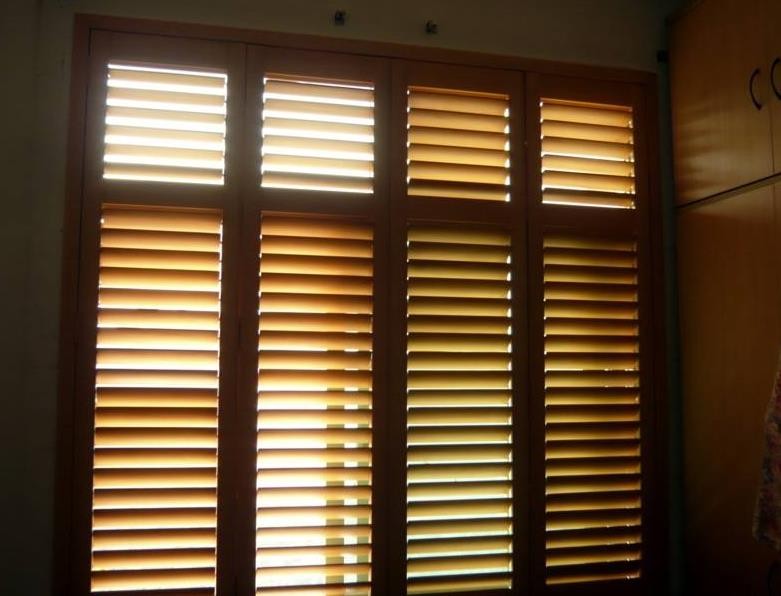 拉百叶窗的时候需要注意哪些方面 百叶窗