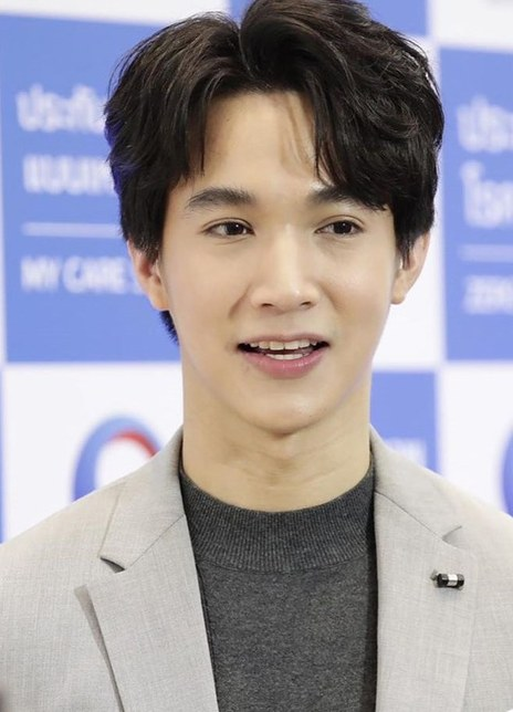 丽兹·鲁安格里特·西里潘尼特 Rueangrit Siriphanit  鲁安格里特·西里潘尼特 เรืองฤทธิ์ ศิริพานิช  ริท Ritz Ritz Rueangrit Siriphanit