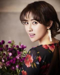 黎一萱 黎萱 萱萱 大白 Creese