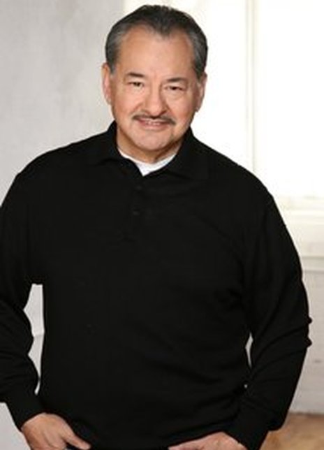 乔·米贾尔斯 Joe Minjares W.J. Senkyr