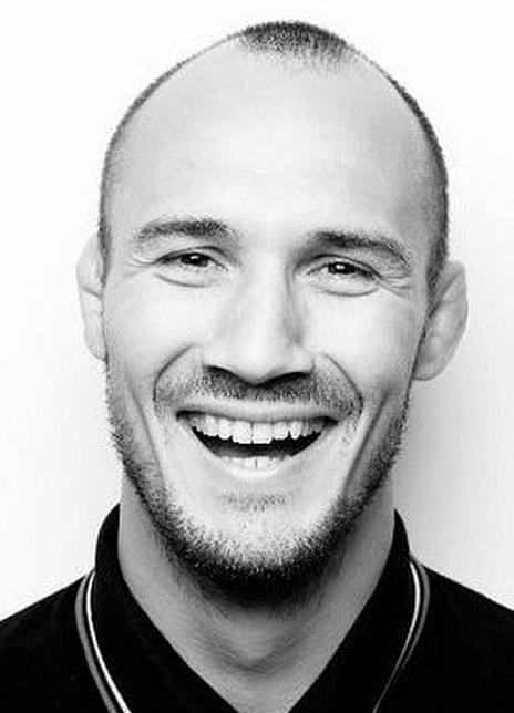 詹姆斯·沃伦 James Warren 