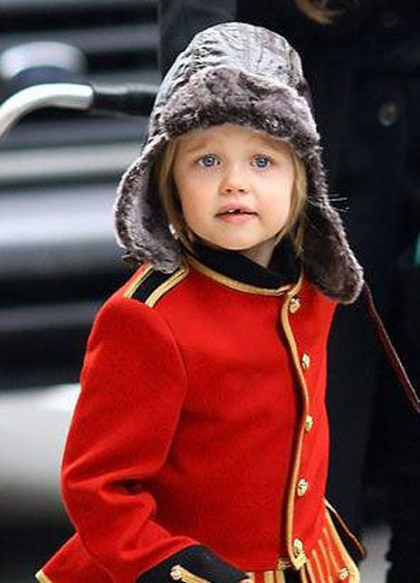 希洛·朱莉-皮特 Shiloh Jolie-Pitt 希洛·努维尔·朱莉-皮特 Shiloh Nouvel Jolie-Pitt  Shi