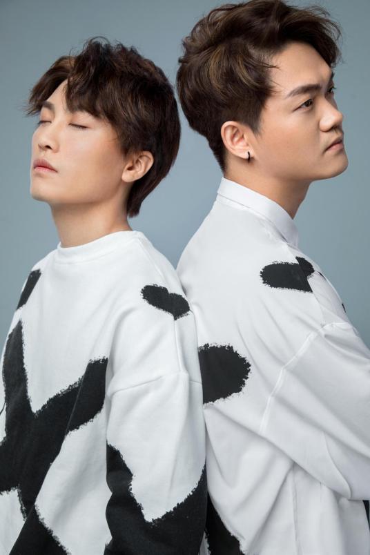 展展与罗罗 Rabbit Bros