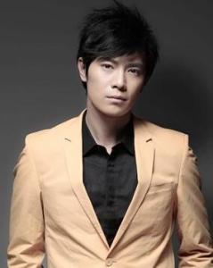 王钧赫 王尹 Eric