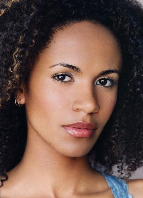 艾丽卡·鲁特雷尔 Erica Luttrell 