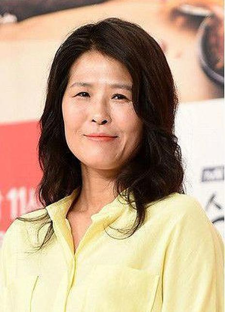 黄锡晶 Seok-Jeong Hwang 黄石正 황석정