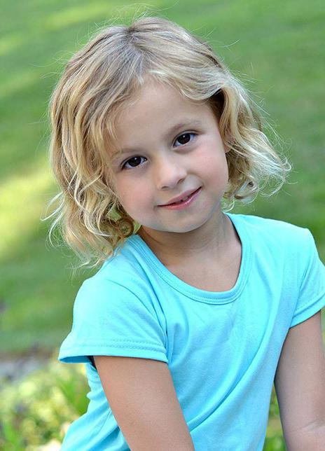 奥克莉·布尔 Oakley Bull 奥克莉·布尔 Oakley Bull