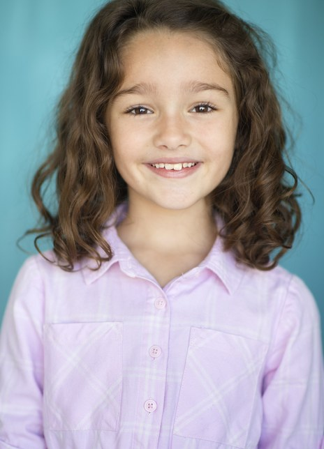 艾娃·卡约菲丽斯 Ava Caryofyllis 