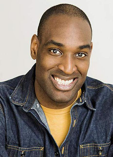 特洛伊·詹姆斯 Troy James 