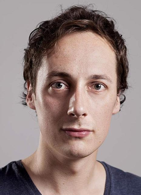 汤姆·贝尔 Tom Bell 