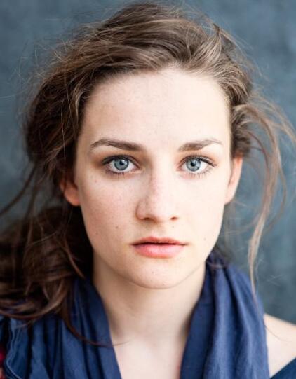 卡洛琳·特斯卡 Karoline Teska 卡洛琳·特斯卡 Karoline Teska