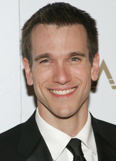 亚当·梅菲尔德 Adam Mayfield 