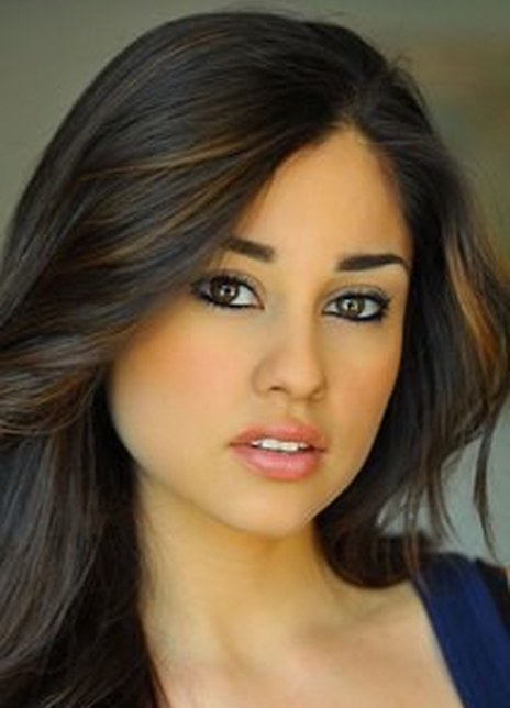 维特·蒙雷尔 Yvette Monreal 