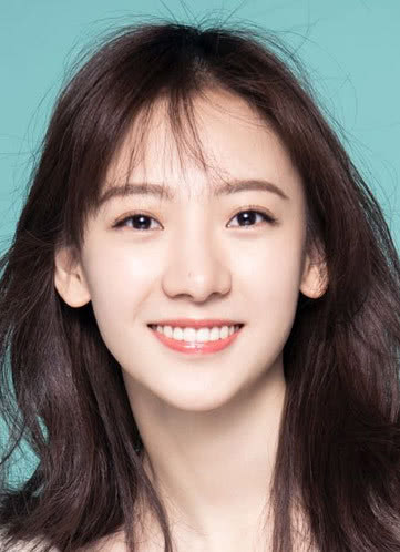 董钒 Fan Dong Vana