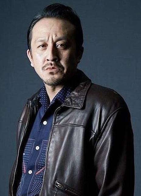 岩谷健司 Kenji Iwatani 