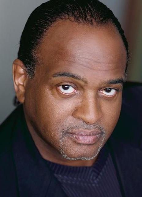 蒂龙·本斯金 Tyrone Benskin 