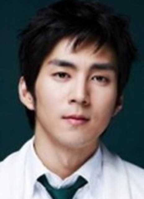 權海成 Kwon Hae-sung 权敏 权民 권민 권해성