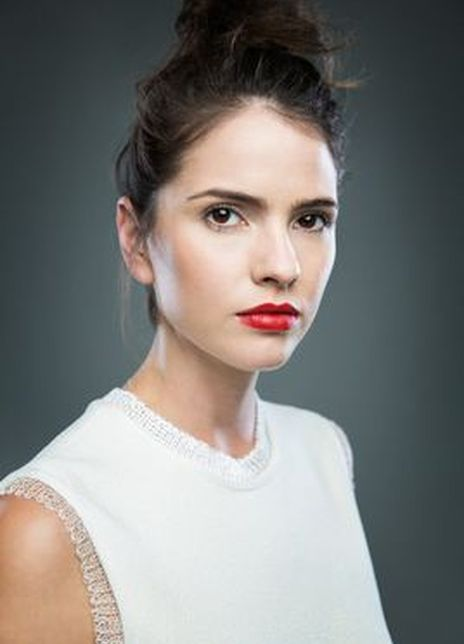 雪莱·亨尼格 Shelley Hennig Shelley Catherine Hennig 