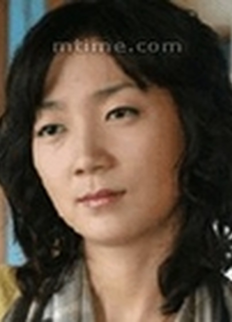 金舟龄 Ju-ryong Kim 