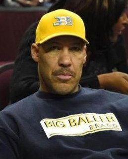 拉瓦尔·鲍尔 LaVar Ball 球爹 