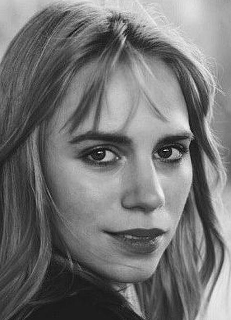 西尼·普里蒂 Senie Priti 