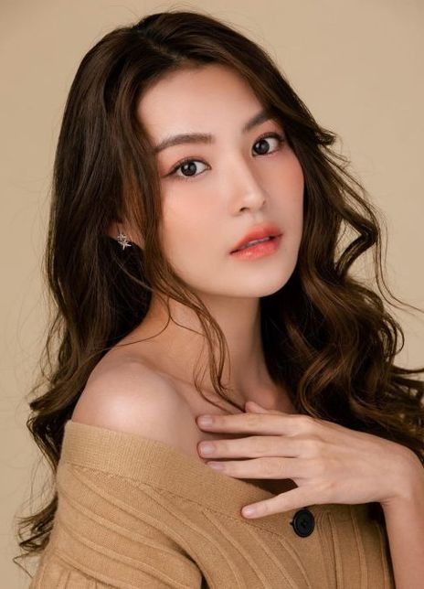 帕查娜·塔布彤 Phatchara Tubthong พัชรา ทับทอง กระปุก Kapook Kapook Phatchara Tubthong