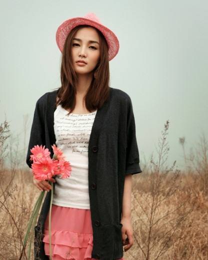 周弘 Isabella Chow