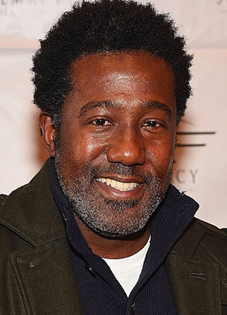 E·罗杰·米切尔 E. Roger Mitchell E.