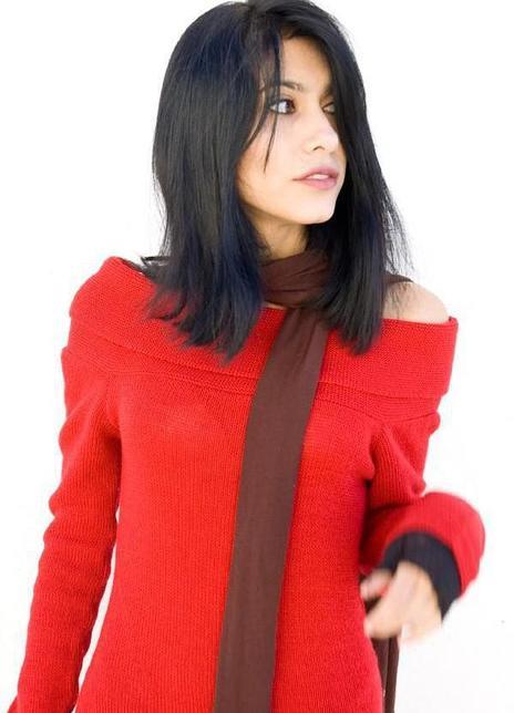 克里斯蒂娜·巴伦苏埃拉 Cristina Valenzuela Cristina Vee