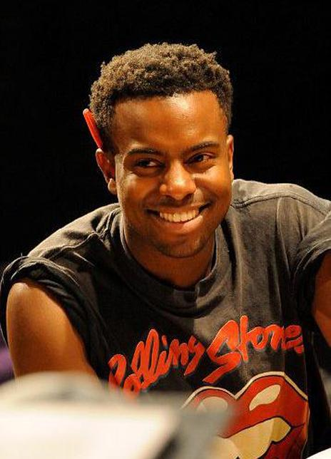 阿克姆吉·恩迪福尼恩 Akemnji Ndifornyen 