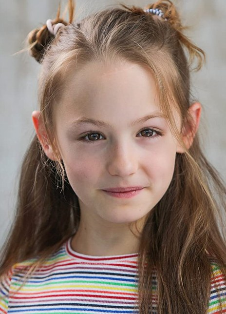 阿梅丽·碧·史密斯 Amelie Bea Smith 