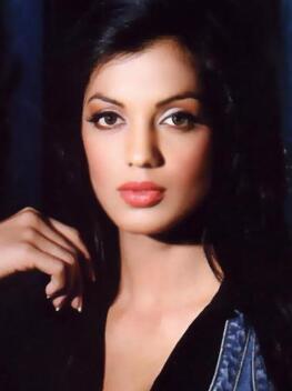 穆格哈·高德丝 Mugdha Godse 