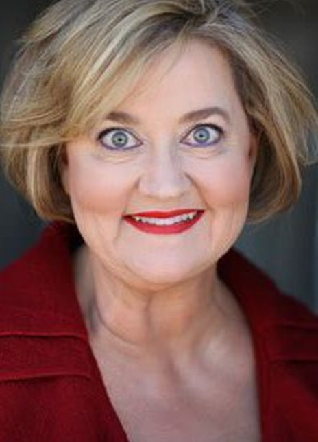 朱莉·安·多恩 Julie Ann Doan 朱莉·安·多恩 Julie Ann Doan