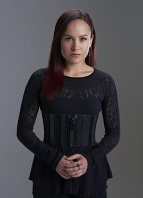 汤米-安珀·皮里 Tommie-Amber Pirie 