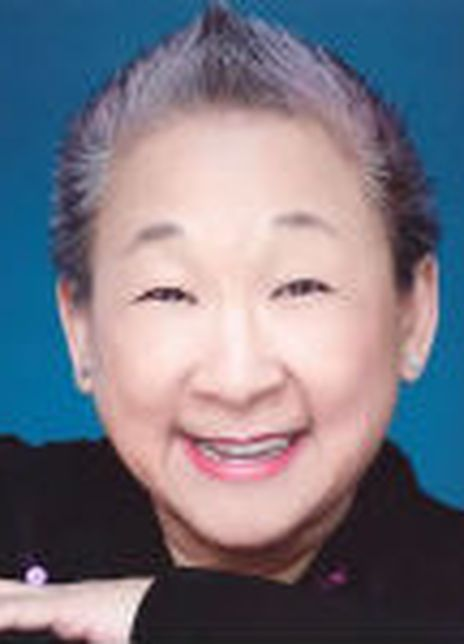 洛瑞·坦·齐恩 Lori Tan Chinn 