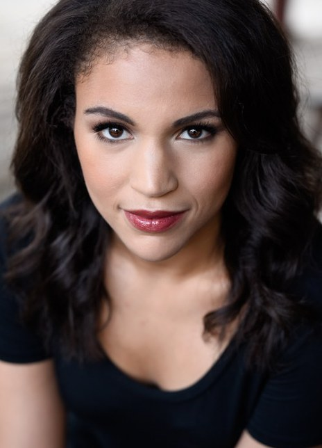 加布里埃·宾德洛斯 Gabrielle Byndloss 