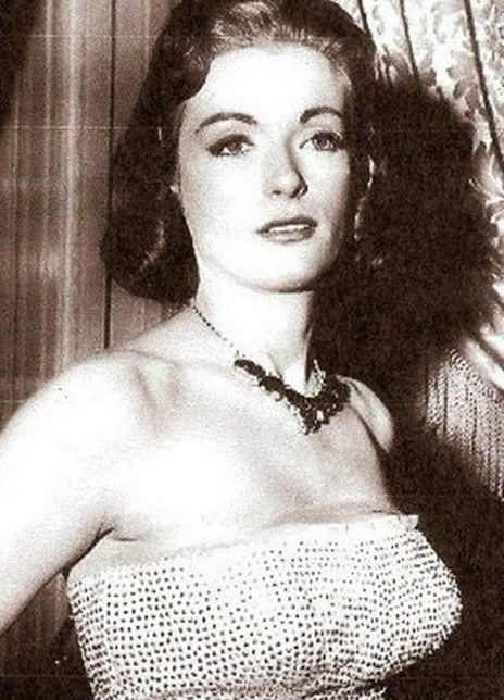 利利安·查维 Lilyan Chauvin Lilyan Zemoz